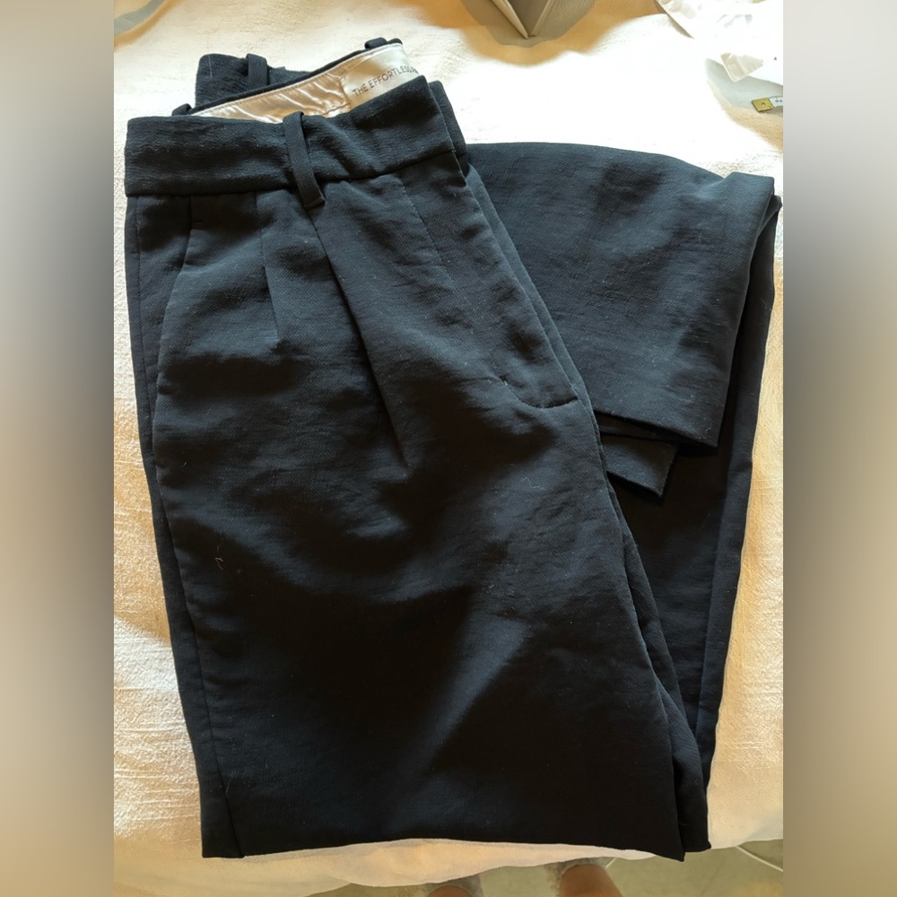 Aritzia Effortless Pants